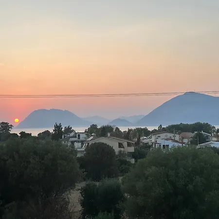 Quarto em Acomodações Particulares με ησυχία και θέα Patras