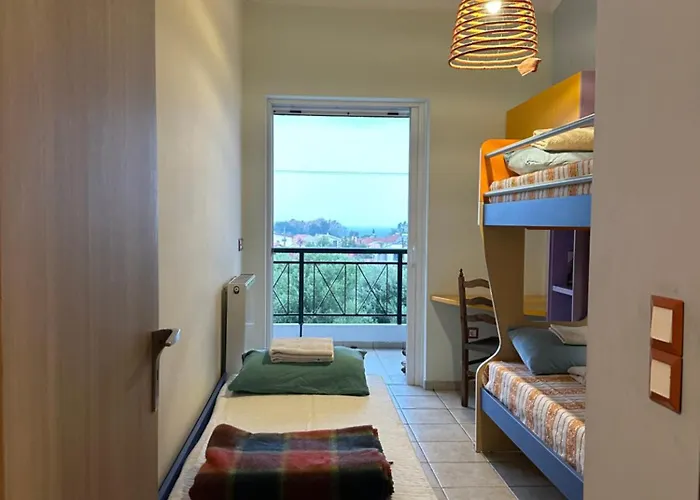 Quarto em Acomodações Particulares με ησυχία και θέα *