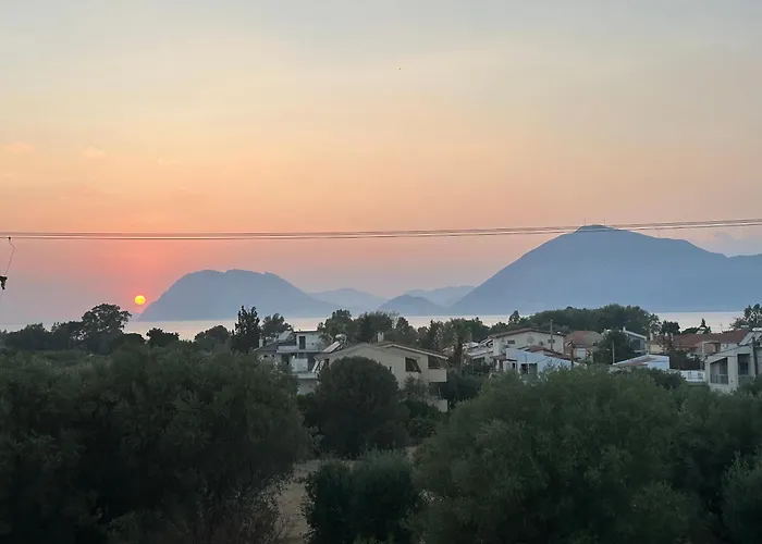 Kwatera prywatna με ησυχία και θέα Patras